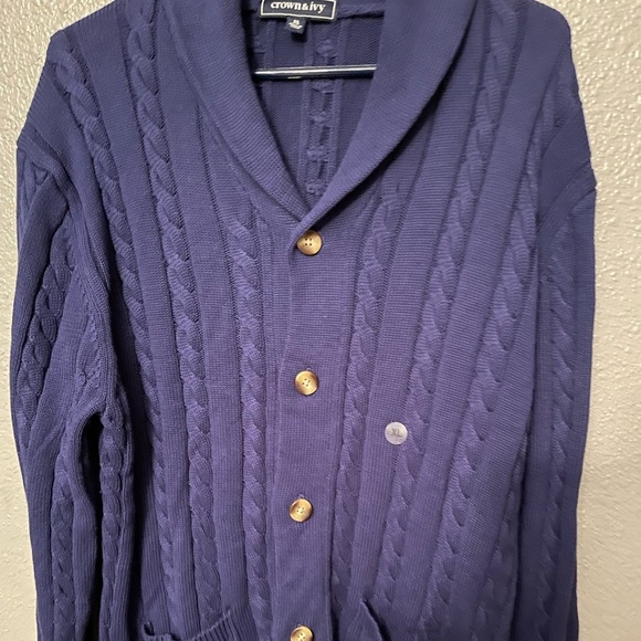 Crown& Ivy blue cardigan with button - Picture 1 of 2